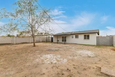 2525 N 47th Drive, Phoenix, AZ 85035 - Photo 21