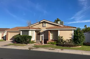 314 E Campo Bello Dr, Phoenix, AZ 85022 - Photo 1