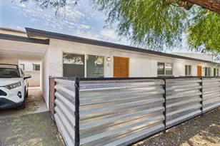 3027 N 37th St, Phoenix, AZ 85018 - Photo 1