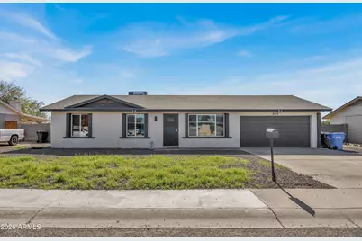 2115 W Morrow Drive, Phoenix, AZ 85027 - Photo 1