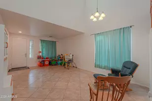 1538 E Nightingale Ln, Gilbert, AZ 85298 - Photo 5