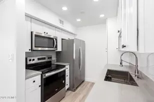 3500 N Hayden Rd, Scottsdale, AZ 85251 - Photo 1