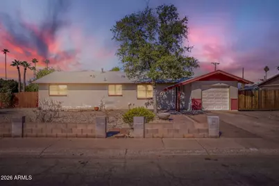 2952 N 53rd Drive, Phoenix, AZ 85031 - Photo 1