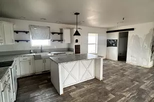 22708 E Darlene Dr, Florence, AZ 85132 - Photo 5