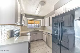 3715 W Glendale Ave, Phoenix, AZ 85051 - Photo 5