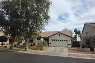 7809 S 18th Way, Phoenix, AZ 85042 - Photo 1