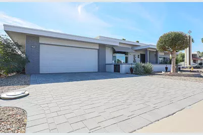 10649 W Brookside Drive, Sun City, AZ 85351 - Photo 1