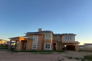 22956 E Ivanhoe St, Mesa, AZ 85211 - Photo 3