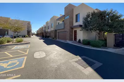 901 S Smith Road #1074, Tempe, AZ 85281 - Photo 1