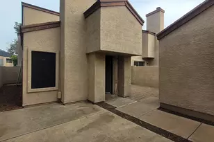 3302 E Aire Libre Ave, Phoenix, AZ 85032 - Photo 1