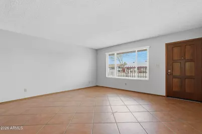 2407 W Laurel Lane, Phoenix, AZ 85029 - Photo 5