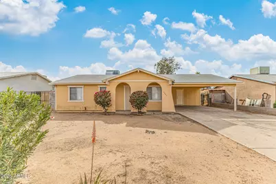 7937 W Hazelwood Street, Phoenix, AZ 85033 - Photo 1
