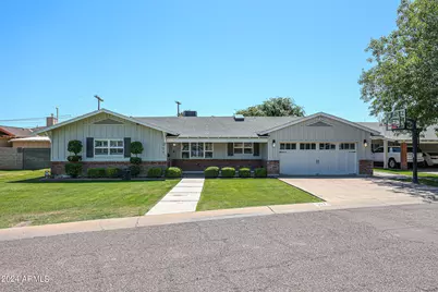 327 E Keim Drive, Phoenix, AZ 85012 - Photo 1