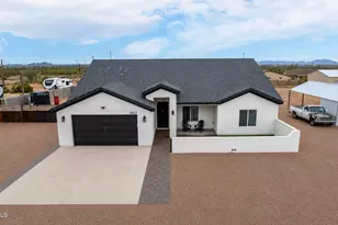 1427 E Whiteley St, Apache Junction, AZ 85119 - Photo 1