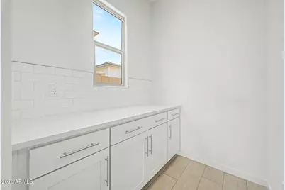18535 W Laurie Lane, Waddell, AZ 85355 - Photo 5
