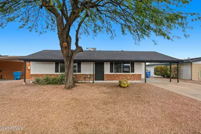 2134 E Beck Lane, Phoenix, AZ 85022 - Photo 1