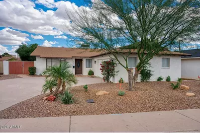 8701 E Bonnie Rose Avenue, Scottsdale, AZ 85250 - Photo 1