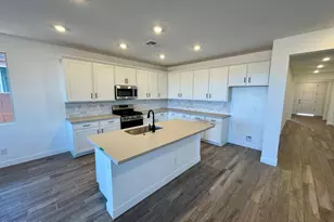 2848 E Mecklenburg Way, San Tan Valley, AZ 85143 - Photo 1