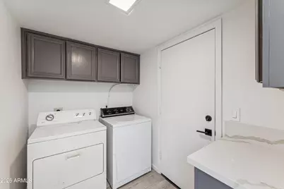 1024 E Sahuaro Drive, Phoenix, AZ 85020 - Photo 35