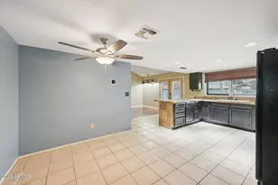 2201 W Utopia Rd, Phoenix, AZ 85027 - Photo 23
