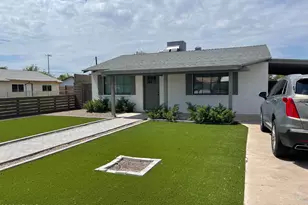 318 N Palm St, Gilbert, AZ 85234 - Photo 1