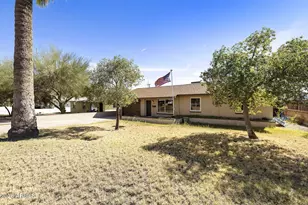 823 E Ironwood Dr, Phoenix, AZ 85020 - Photo 39