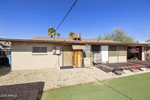 823 E Ironwood Dr, Phoenix, AZ 85020 - Photo 19