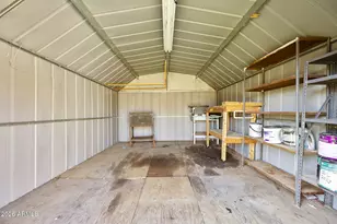 823 E Ironwood Dr, Phoenix, AZ 85020 - Photo 33