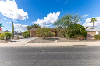 10701 W Canterbury Drive, Sun City, AZ 85351 - Photo 1