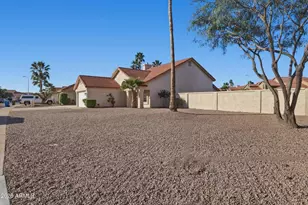 14402 S Cholla Canyon Dr, Phoenix, AZ 85044 - Photo 29