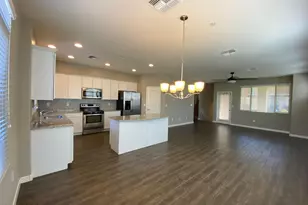 240 W Juniper Ave, Gilbert, AZ 85233 - Photo 7
