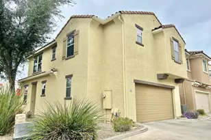 451 S Hawes Rd, Mesa, AZ 85208 - Photo 1