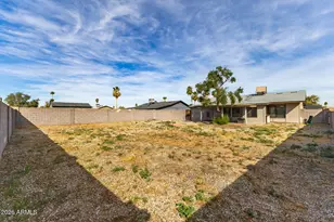 577 W Magdalena Dr, Tempe, AZ 85283 - Photo 29