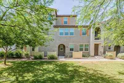 2334 E Huntington Drive, Phoenix, AZ 85040 - Photo 1