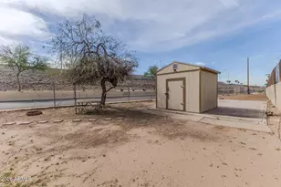 2018 S 3rd Dr, Phoenix, AZ 85003 - Photo 17