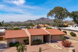 9654 N 18th St, Phoenix, AZ 85020 - Photo 1