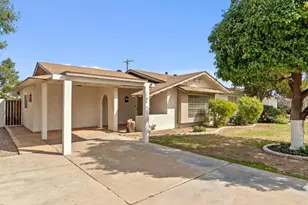 3007 N 84th Pl, Scottsdale, AZ 85251 - Photo 1