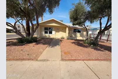 4150 W Medlock Drive, Phoenix, AZ 85019 - Photo 1