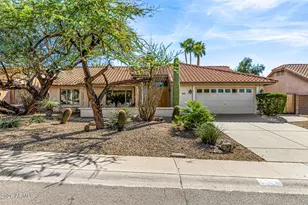801 E Acoma Dr, Phoenix, AZ 85022 - Photo 1