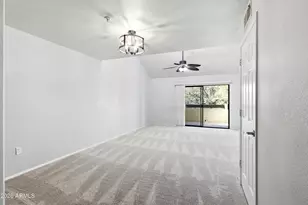 9990 N Scottsdale Rd, Paradise Valley, AZ 85253 - Photo 9