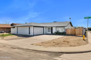 5543 W Golden Ln, Glendale, AZ 85302 - Photo 1