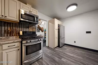 125 S Hamblin Street, Eagar, AZ 85925 - Photo 9