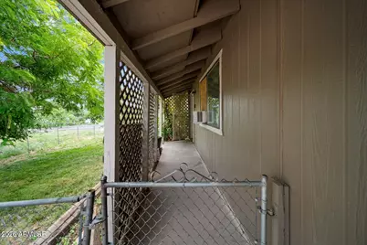 125 S Hamblin Street, Eagar, AZ 85925 - Photo 5