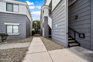 3065 N 67th Ave, Phoenix, AZ 85033 - Photo 1