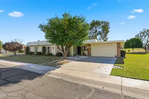 17840 N 102nd Dr, Sun City, AZ 85373 - Photo 1
