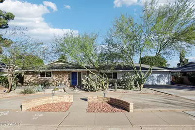 304 E Concorda Drive, Tempe, AZ 85282 - Photo 1