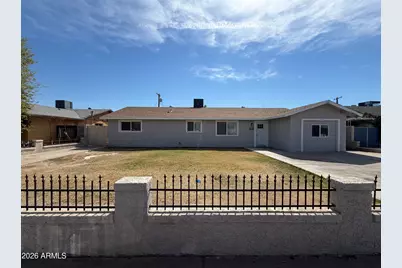 6063 W Earll Drive, Phoenix, AZ 85033 - Photo 1