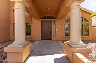 25225 N 46th Dr, Phoenix, AZ 85083 - Photo 9