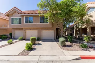 1633 E Lakeside Dr, Gilbert, AZ 85234 - Photo 1