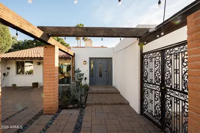 3015 E Weldon Avenue, Phoenix, AZ 85016 - Photo 1
